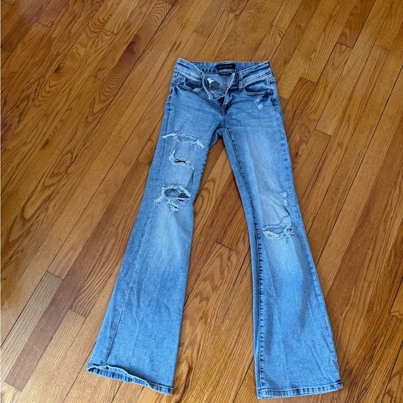 Aeropostale Light Blue Flare Jeans - Picture 2 of 6